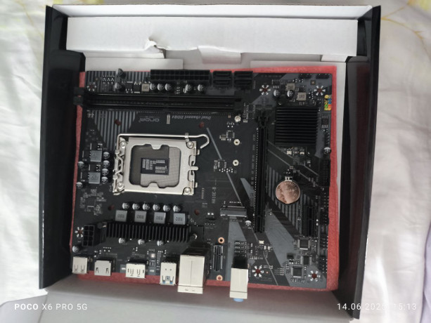 materinskuiu-platu-na-h610e-b-cipsete-ddr4-ot-onda-big-1