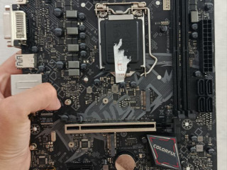 b-560m-colorful-lga-1200-3-stuki