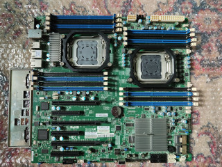 servernaia-mat-plata-super-micro-x9dr3-f