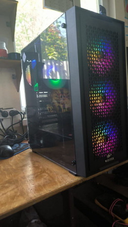 igrovoi-sistemnik-xeon-e5-2696-v3-do-360ggc-iader-18-potokov-36-ram-ddr4-32gb-ssd-m2-1000gb-big-0