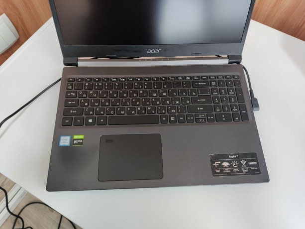 noutbuk-acer-a715-75g-77de-i7-9750h-gtx-1650-ne-rabotaet-na-zapcasti-ili-na-vosstanovlenie-bez-m-big-1