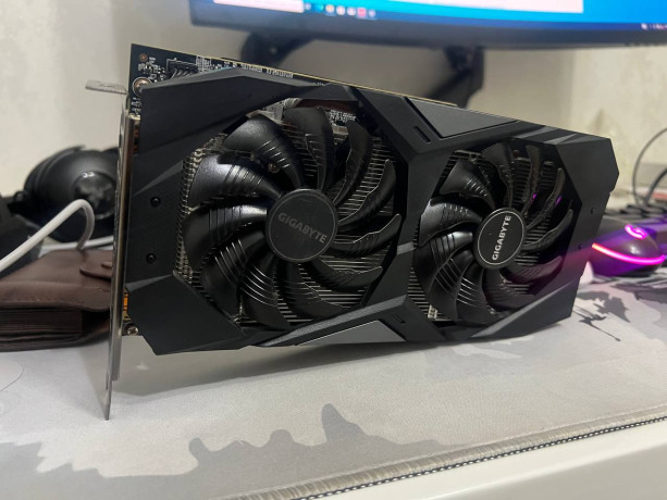 videokarta-nvidia-geforce-gtx-1660-super-6gb-big-0