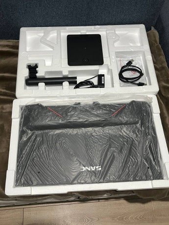 novyi-monitor-280gc-big-2