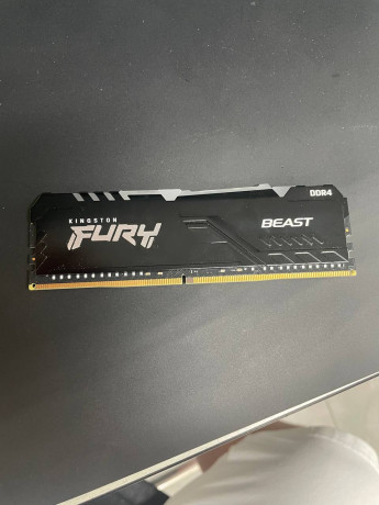 ozu-ddr4-16gb-kingston-fury-beast-rgb-v-ideale-20-tys-tg-1st-big-0