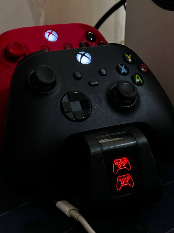 prodam-srocno-xbox-series-s-512gb-big-0