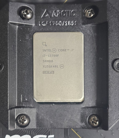 prodam-korobka-imeetsia-big-1