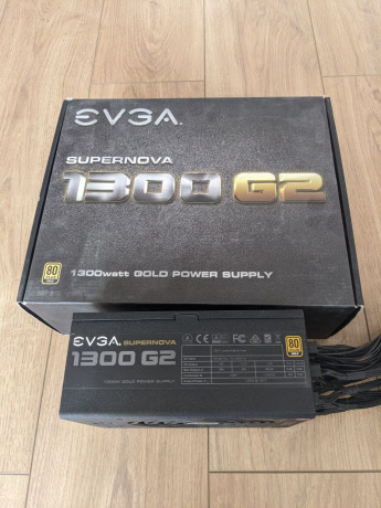 blok-pitaniia-evga-1300w-big-0
