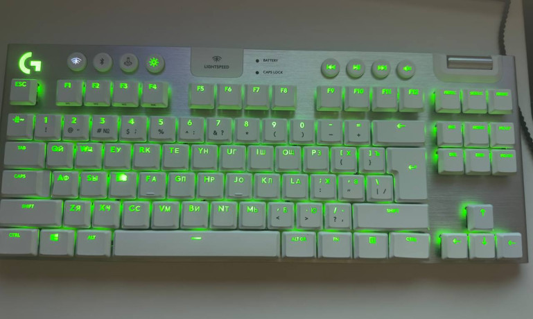 prodam-logitech-g915-tkl-koricnevye-svitci-25k-big-0
