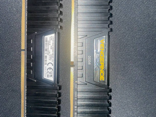 prodaiu-corsair-vengeance-lpx-32-gb-216-gb-cm4x16gc3200c16k2e-cn