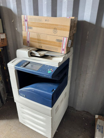mfu-xerox-workcentre-7120-rabocaia-v-xorosem-sostoianii-v-komplekte-4-novyx-kartridza-cena-400k-big-1