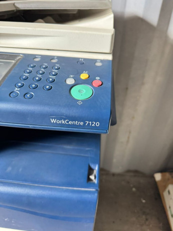 mfu-xerox-workcentre-7120-rabocaia-v-xorosem-sostoianii-v-komplekte-4-novyx-kartridza-cena-400k-big-2