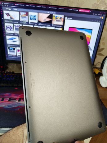 mackbook-air-13-256gb-2018-v-idealnom-sostoianii-cena-140k-srocno-big-3
