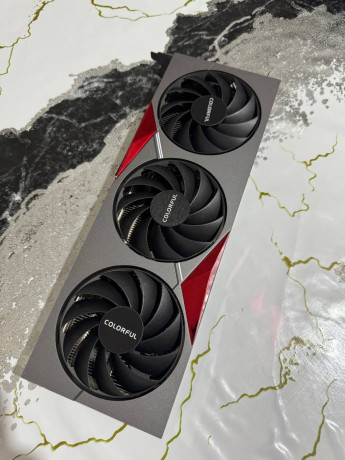 prodam-videokartu-rtx4060-colorful-8gb-3-kullernaia-big-0