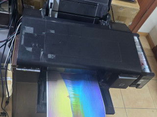 prodam-cvetnoi-printer-epson-l800