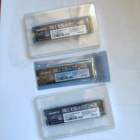 almaty-prodam-ssd-m2-gigabyte-gen3-2500e-read-2500write-1800-novye-po-24000-est-3st-ssd-m2-ag-big-0