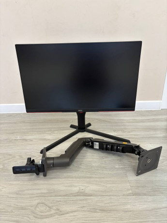 monitor-240gc-kronstein-big-2