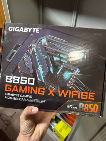 materinskaia-plata-gigabyte-b850-gaming-x-wifi6e-big-0