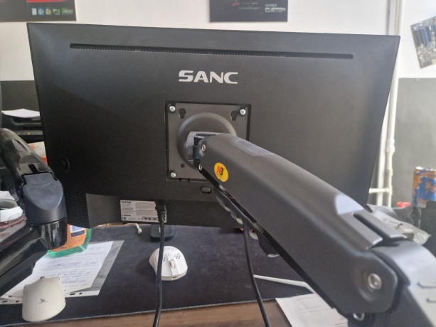 prodam-sanc-m2450vc-240hz-ips-s-kronsteinom-big-1