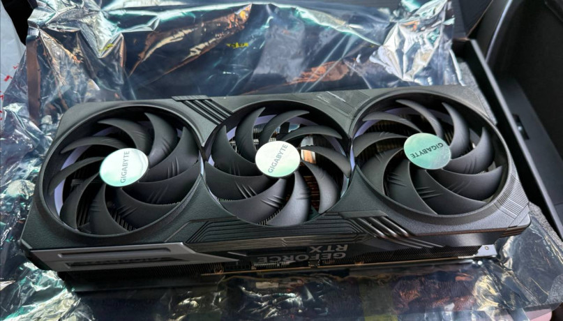 gigabyte-rtx-4090-gaming-24gb-big-0