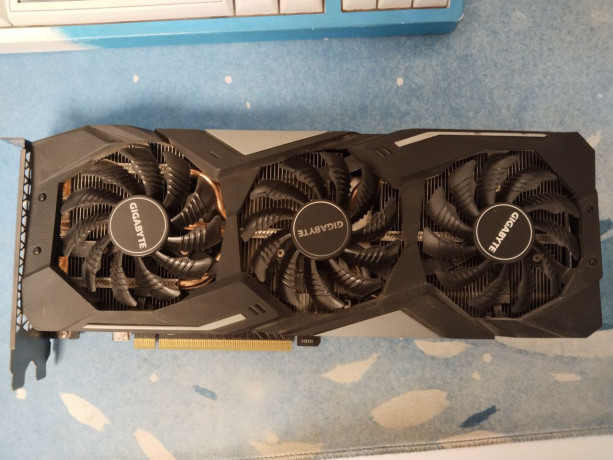 video-karta-gtx-1660-super-6gb-gigabyte-big-1