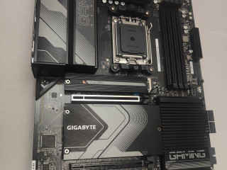 obmeniaiu-svoiu-top-platu-x670-gaming-x-ax-na-m-atx-platu-am5