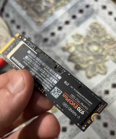 prodam-ssd-m2-samsung-2tb-evo-plus-970-big-1