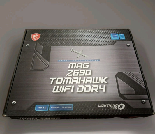 msi-mag-z690-tomahawk-wifi-ddr4-big-2