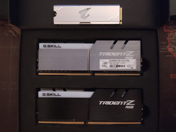 nvme-gigabyte-aorus-rgb-big-0