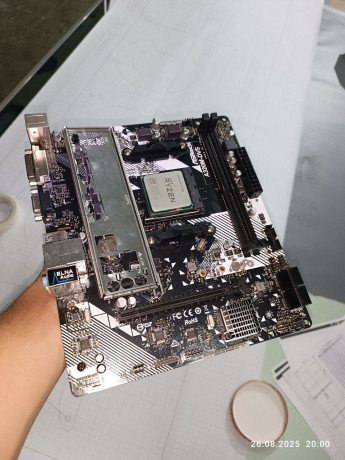 a-320-asrock-big-0