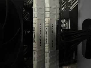 ozu-crucial-ballistix-32gb-cl16-3200mhz