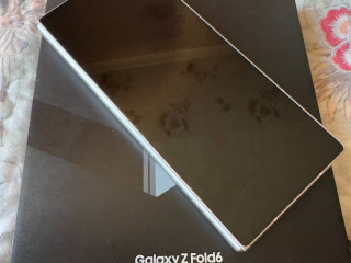 prodam-samsung-galaxy-z-fold-6-12256-silver-shadow