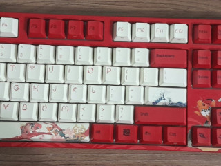 klaviatura-varmilo-koi-vem108-varmilo-ec-v2-sakura-switch