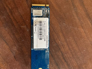 ssd-novyi-na-512-gb-otlinoe-sostoianie-13k
