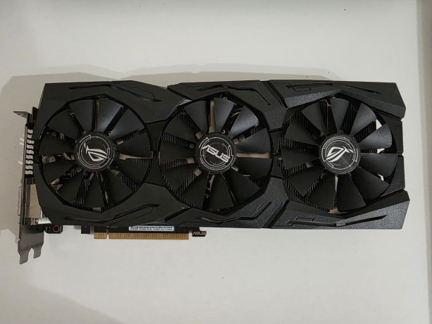 gtx-1070-8gb-asus-rog-strix-big-0
