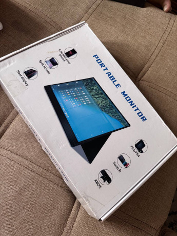 prodam-almaty-monitor-sensornyi-2-mesiaca-pylilsia-prodaiu-za-35k-novye-dorogie-big-0