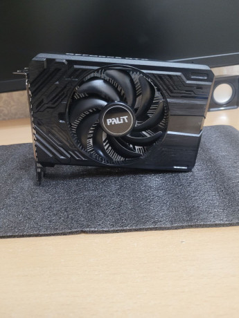 prodam-videokartu-palit-rtx-4060-8gb-bu-v-xorosem-sostoianii-big-0