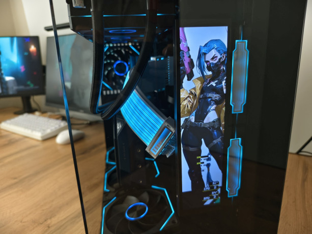 prodam-absoliutno-novyi-kompiuter-big-0