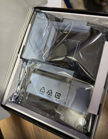 novye-materinskie-platy-gigabyte-z890-b860-big-4