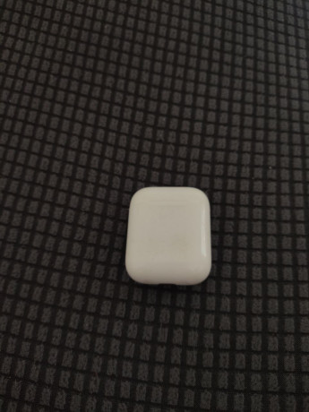 prodam-airpods-big-0