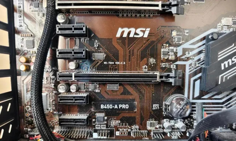 prodam-za-vse-srazu-50000-tg-plius-v-komplekt-gammax-300-big-0