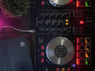 dj-kontroller-pioneer-ddj-sb2
