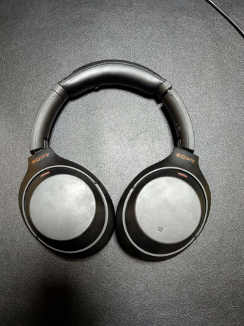 nausniki-sony-wh-1000xm4-big-0