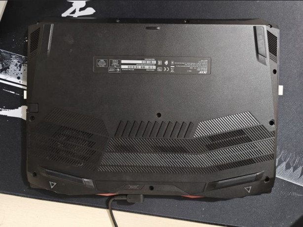 igrovoi-noutbuk-acer-nitro-5-big-2