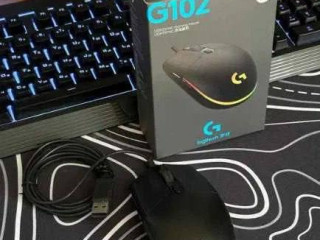 mys-logitech-g102-lightsync-cernyi