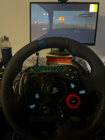 prodam-igrovoi-rul-logitech-g29-big-0