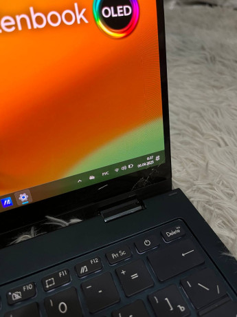 asus-zenbook-flip-14-oled-up3404va-big-3