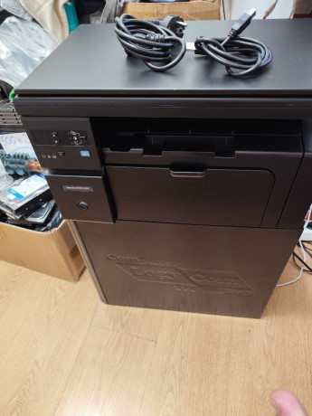 prodam-mfu-hp-laserjet-m1132-mfp-sostoianie-xorosee-ispolzovalsia-doma-sveze-zapravlennyi-kartridz-big-1