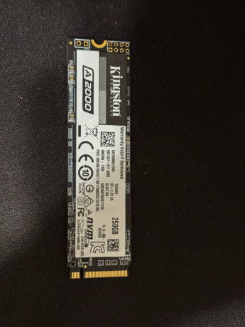 prodam-ssd-kingston-na-250gb-big-0