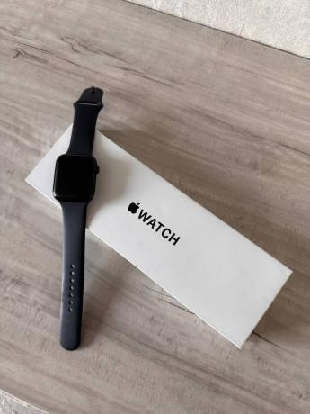 apple-watch-se-2nd-generation-lm-sinie-big-0