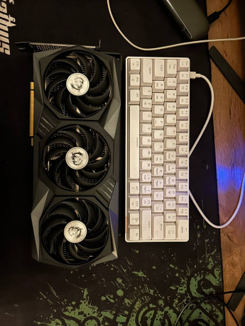 msi-rtx-3070-gaming-x-trio-big-0